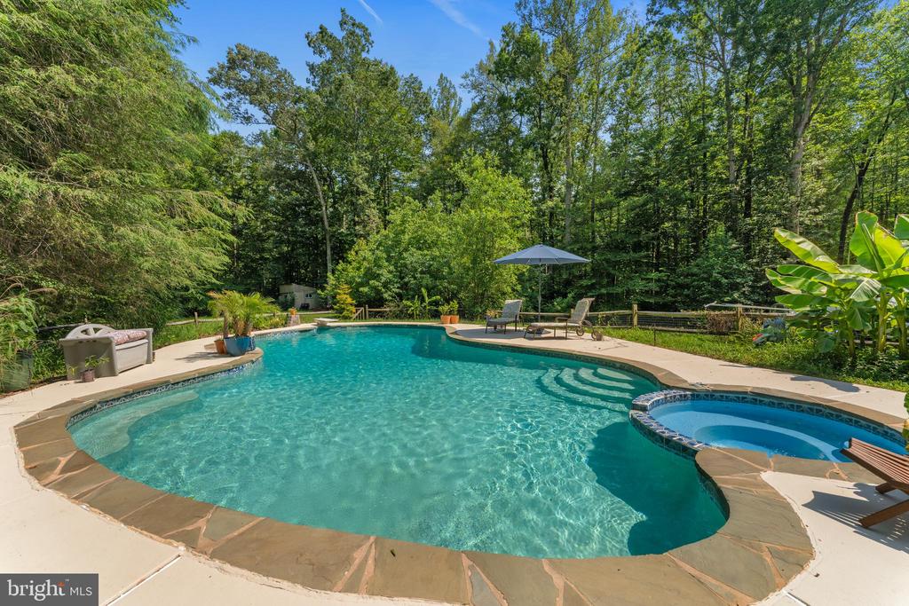 8911 MILLWOOD DRIVE