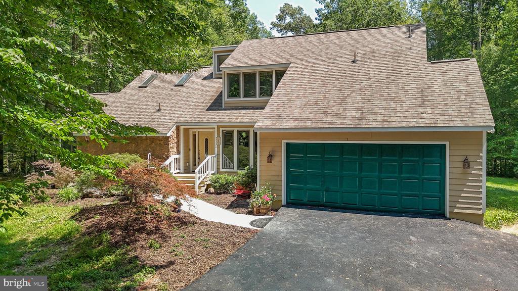 8911 MILLWOOD DRIVE