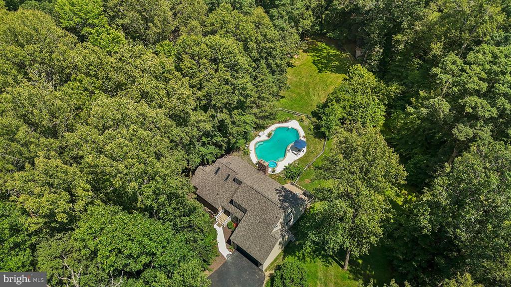 8911 MILLWOOD DRIVE