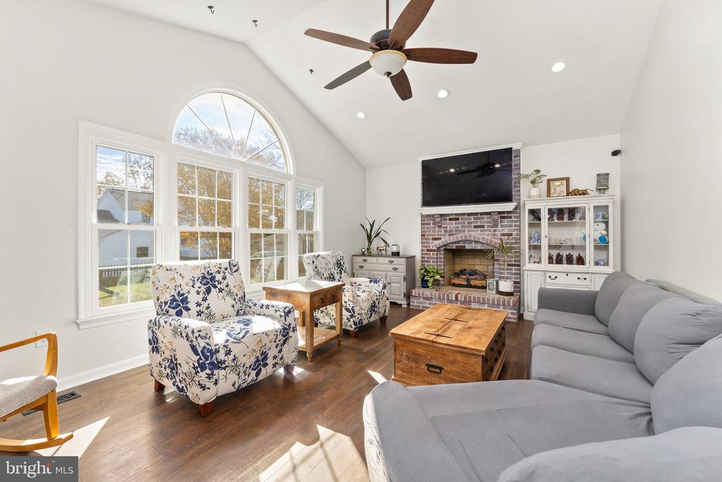 6309 CRANSTON LANE