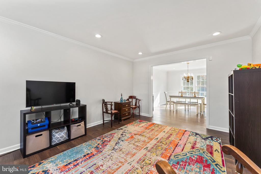 6309 CRANSTON LANE