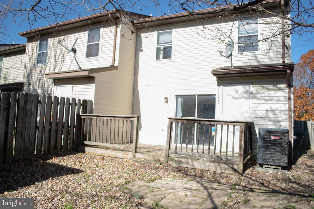 5116 COTTONWOOD COURT