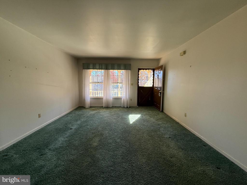 309 LAUREL AVENUE