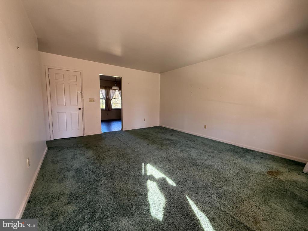 309 LAUREL AVENUE