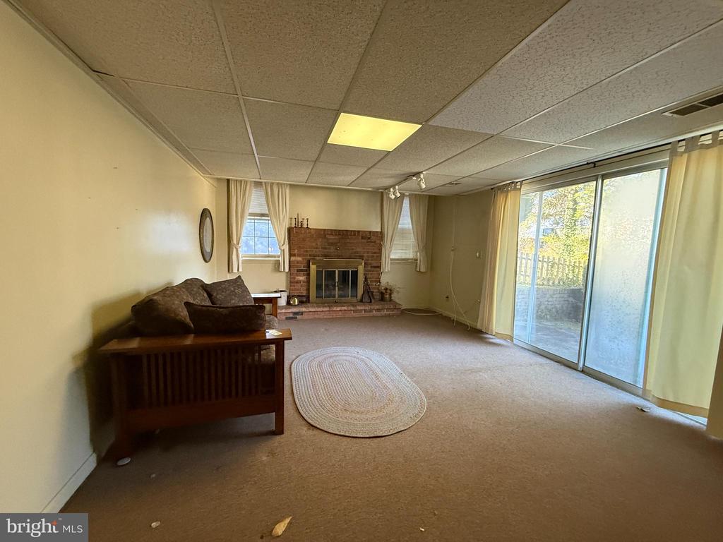 309 LAUREL AVENUE
