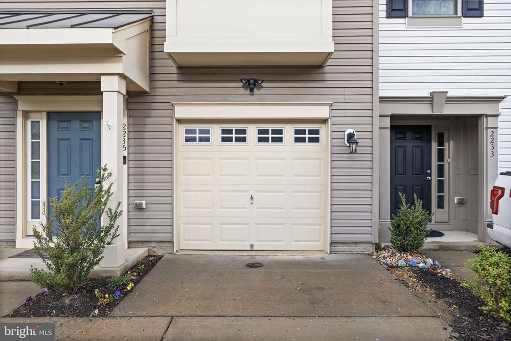 2235 CHAMPIONS WAY
