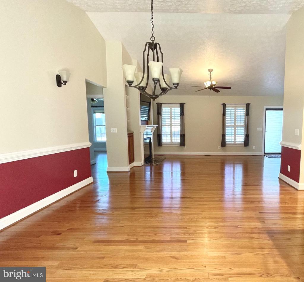 5624 GLEN EAGLES COURT
