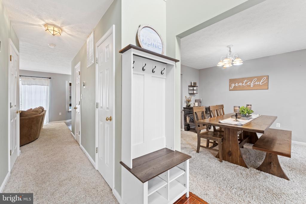 9402 BRAKEN COURT