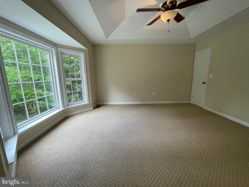 2323 VALENTINE DRIVE