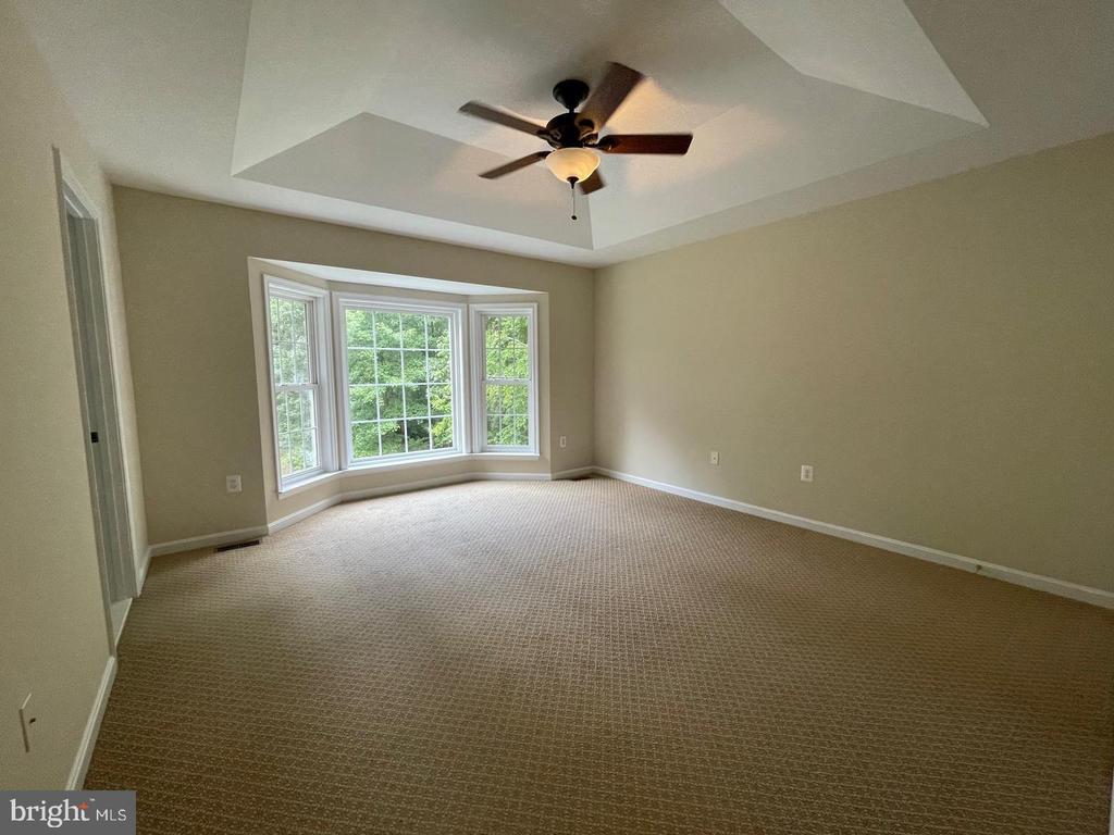 2323 VALENTINE DRIVE