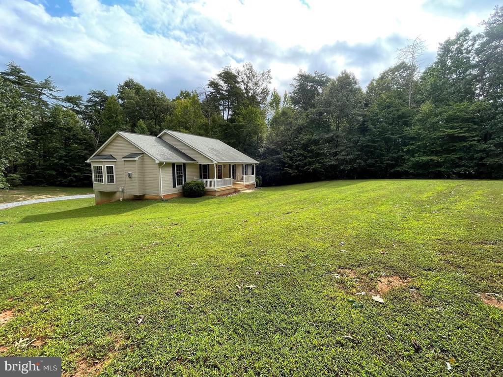 2323 VALENTINE DRIVE