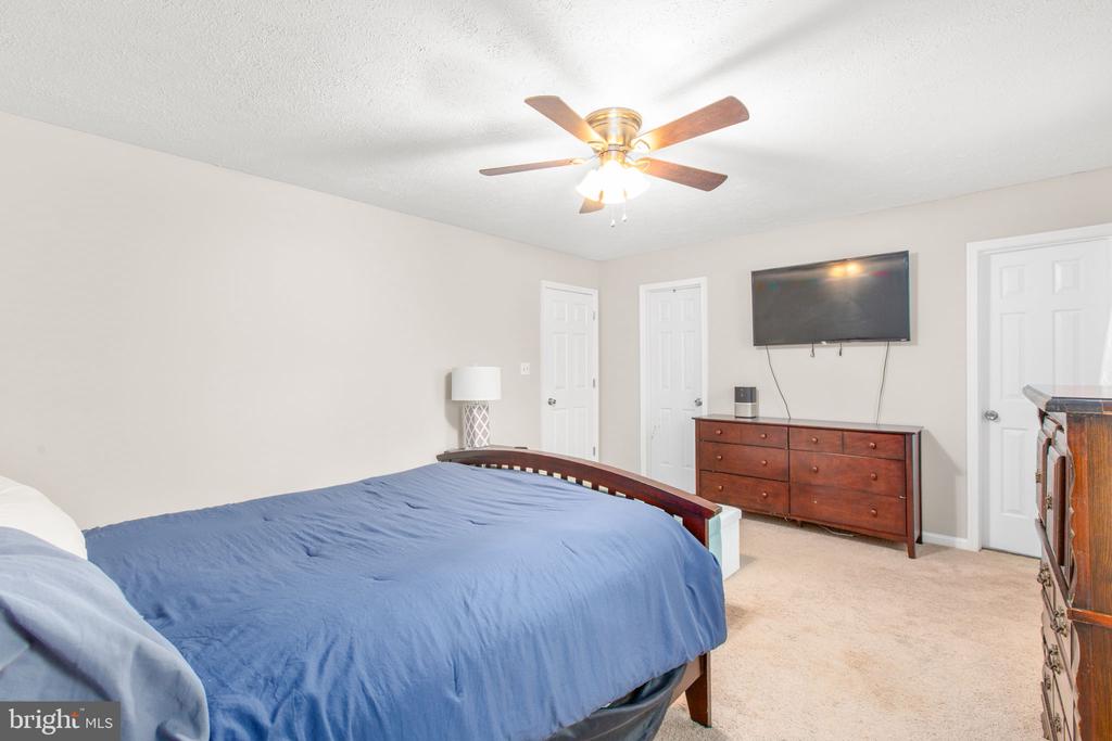 11621 ENCHANTED WOODS WAY