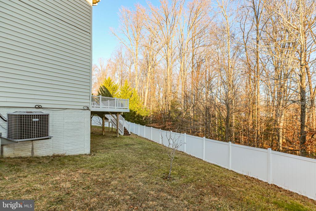 6617 BROAD CREEK OVERLOOK