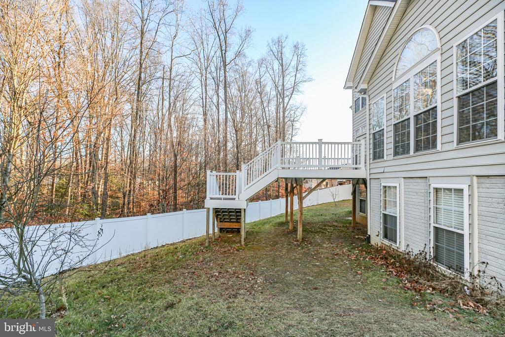 6617 BROAD CREEK OVERLOOK