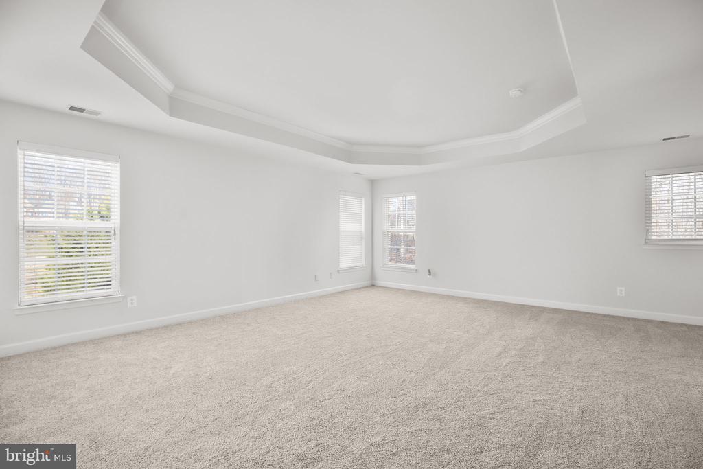 6617 BROAD CREEK OVERLOOK