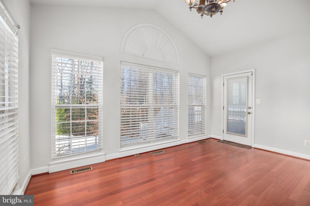 6617 BROAD CREEK OVERLOOK