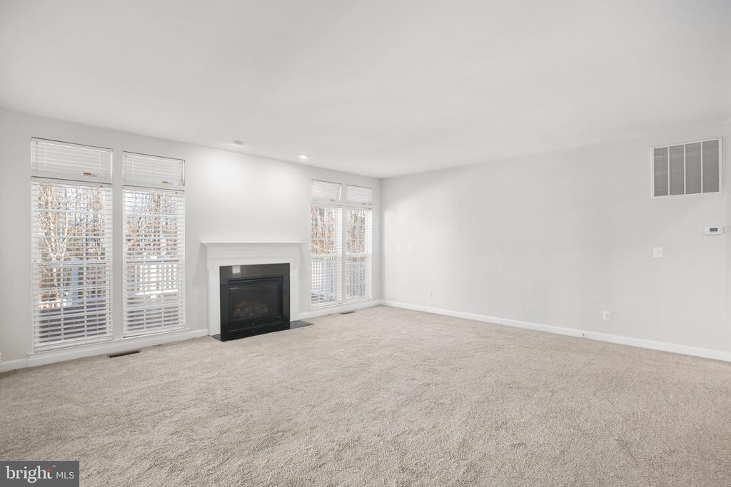 6617 BROAD CREEK OVERLOOK