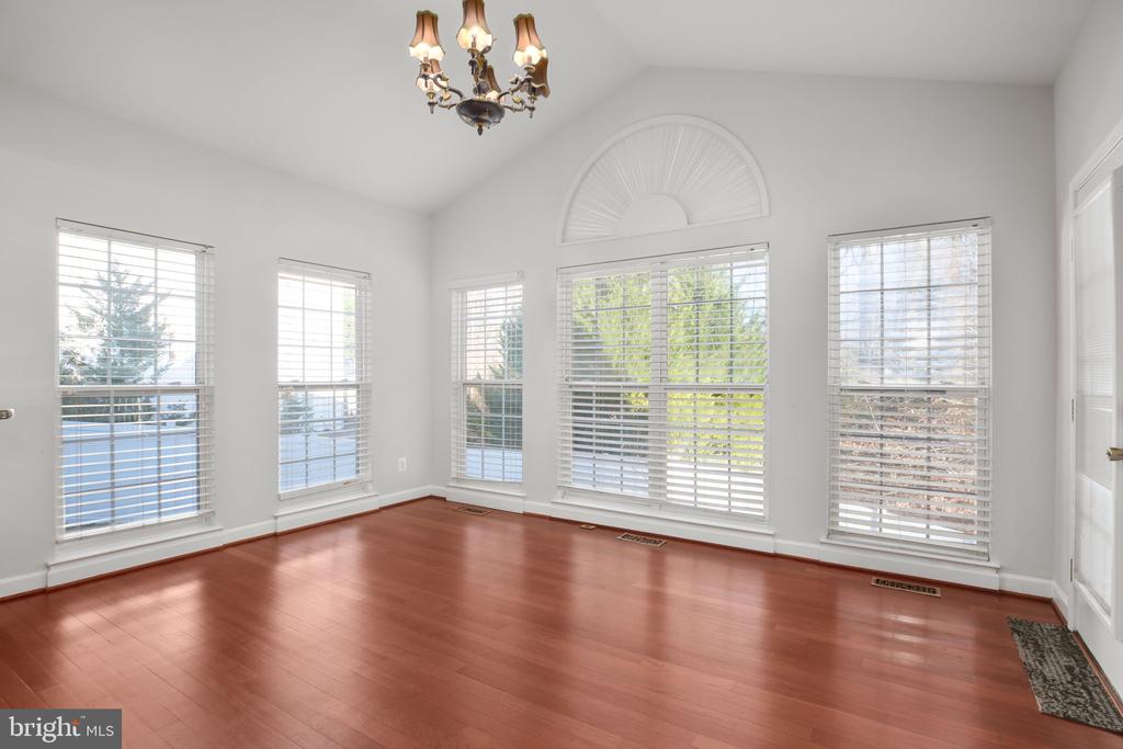 6617 BROAD CREEK OVERLOOK