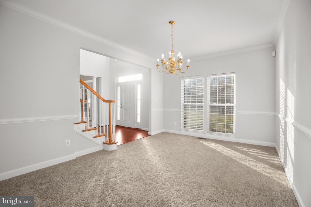 6617 BROAD CREEK OVERLOOK