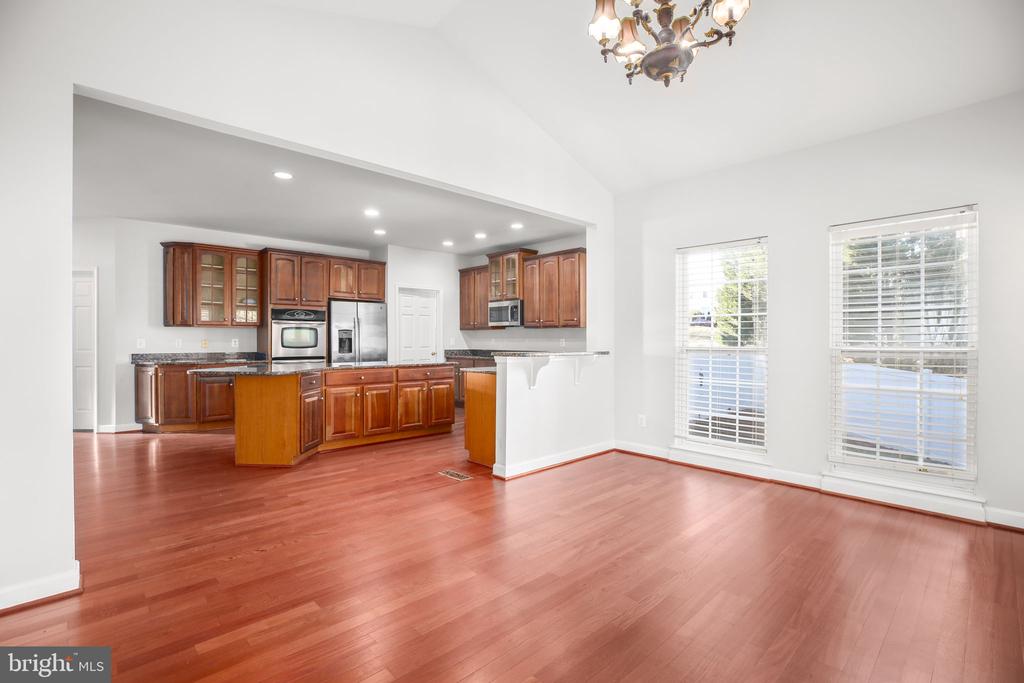 6617 BROAD CREEK OVERLOOK