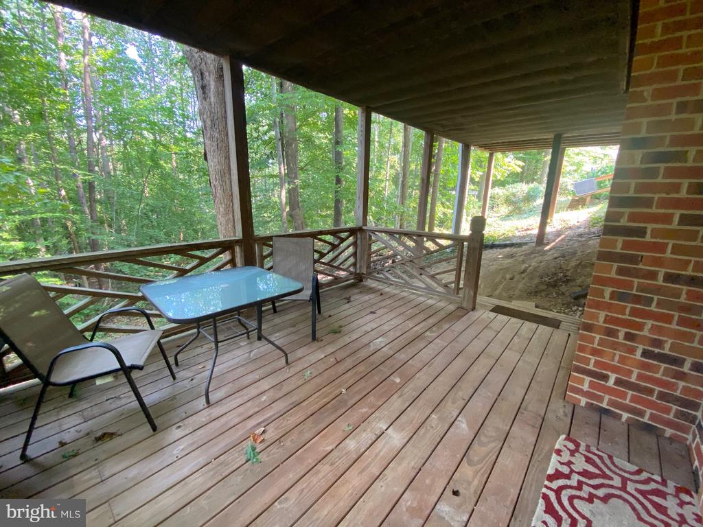 4115 CORBIN HALL LANE