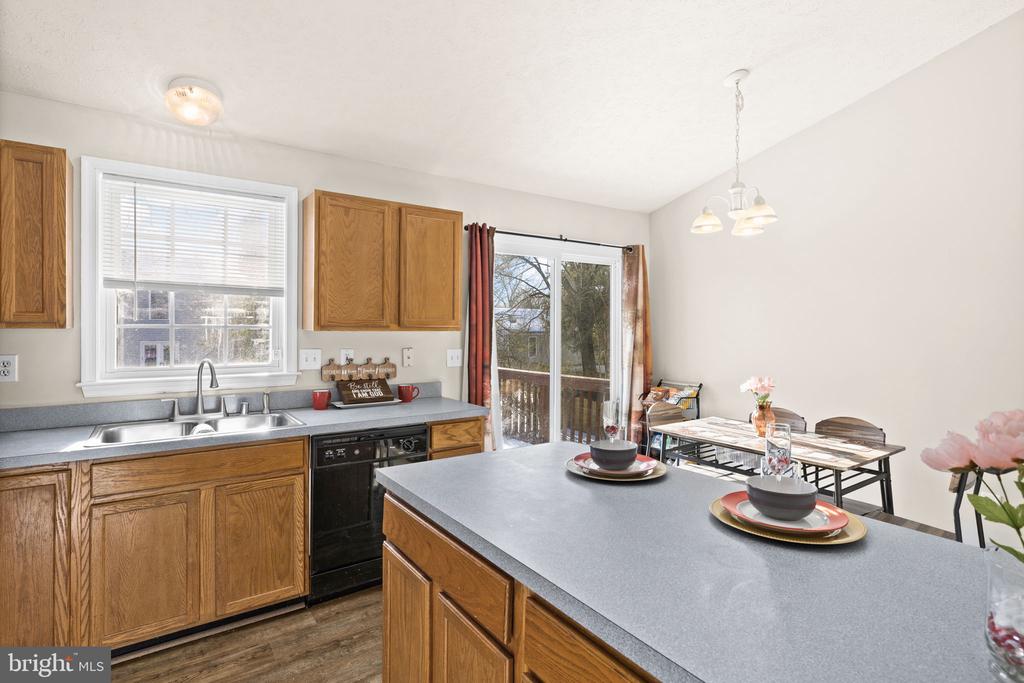 10733 ALLIE DRIVE