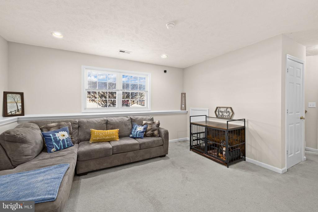 10733 ALLIE DRIVE