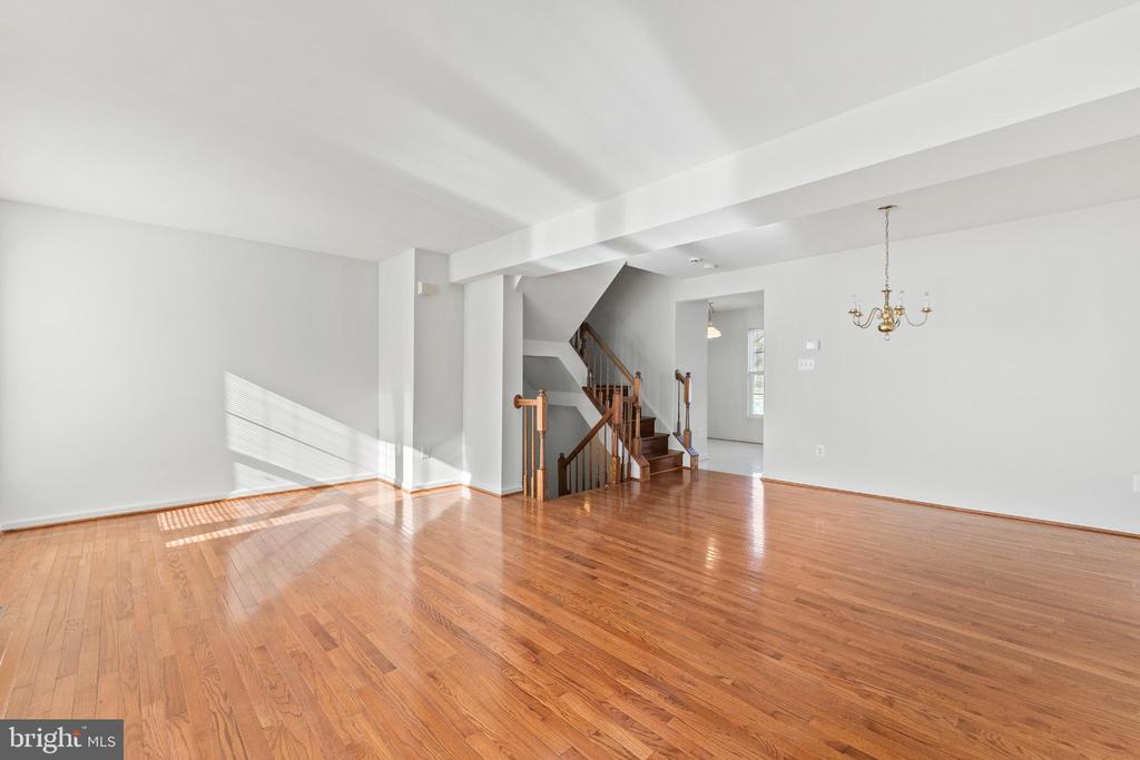 3908 FOUNTAIN BRIDGE COURT