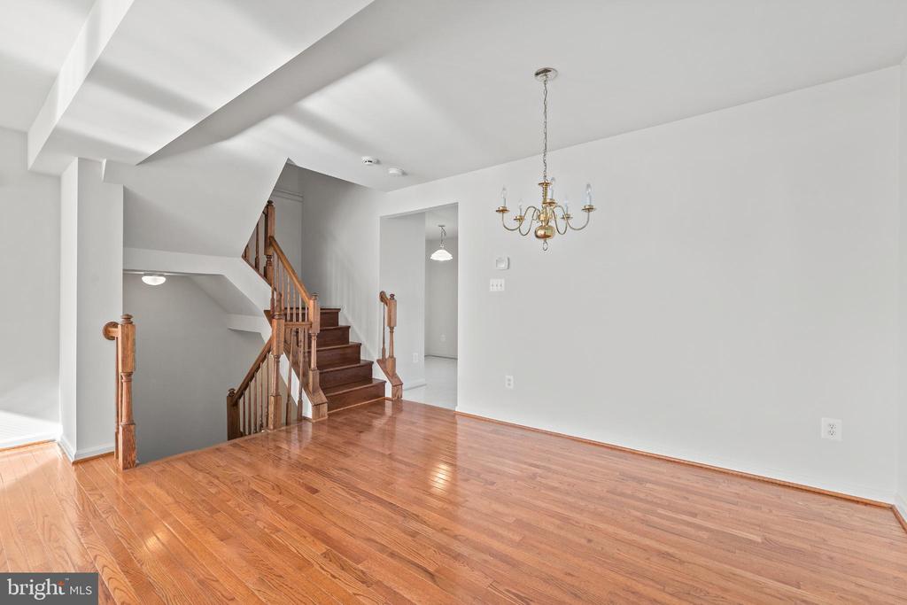 3908 FOUNTAIN BRIDGE COURT