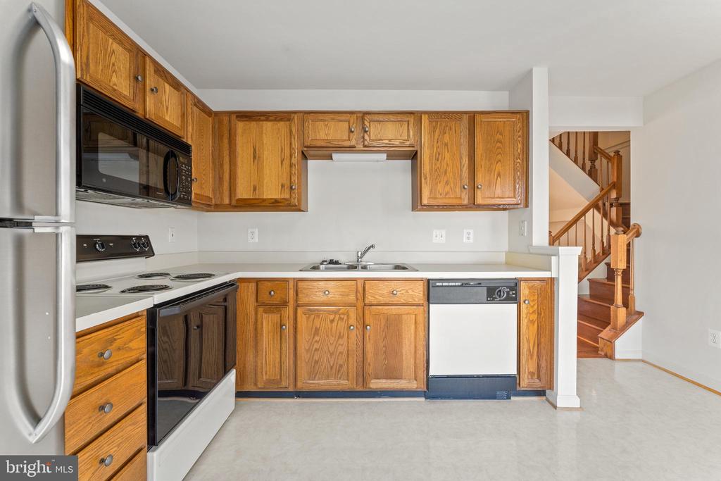 3908 FOUNTAIN BRIDGE COURT
