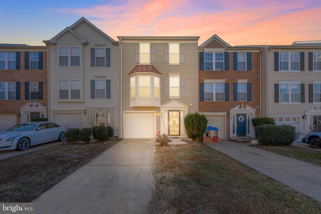 3908 FOUNTAIN BRIDGE COURT