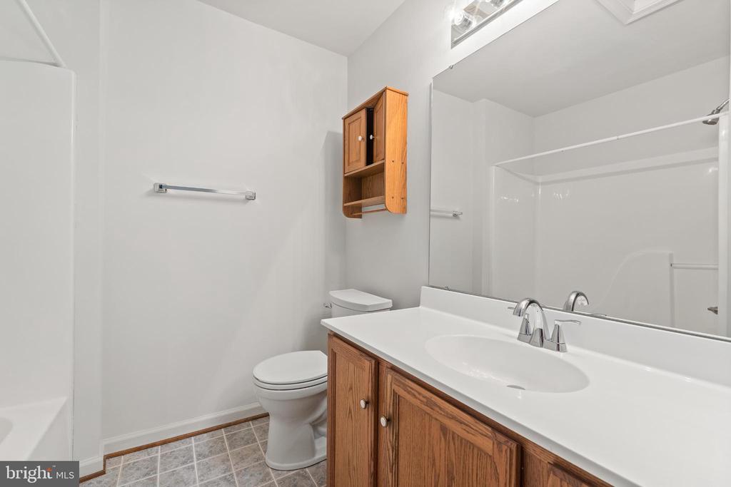 3908 FOUNTAIN BRIDGE COURT