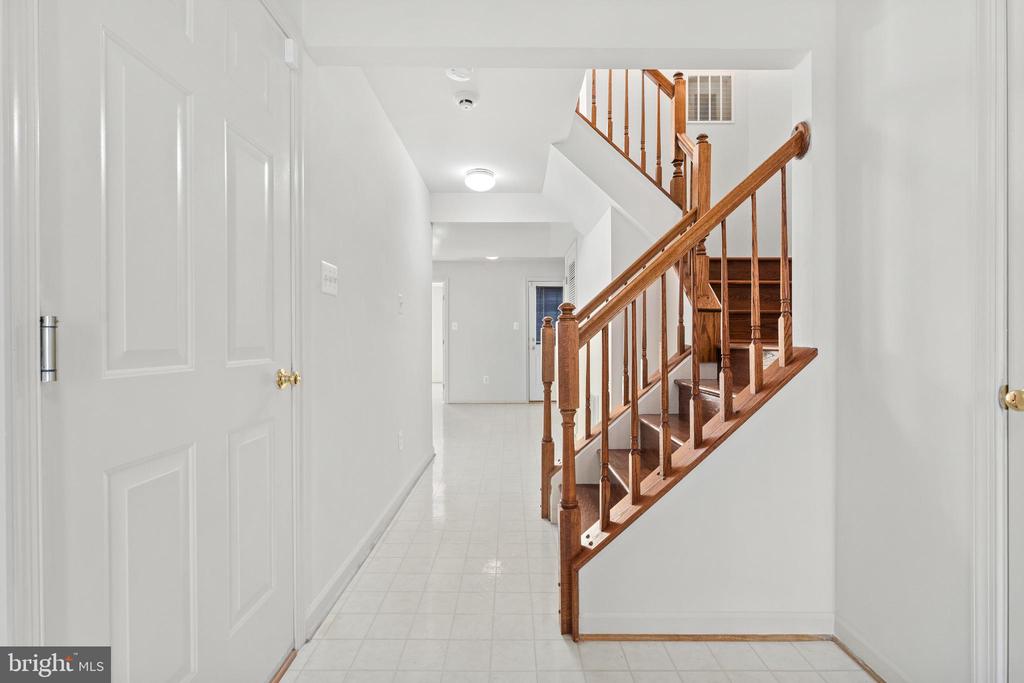 3908 FOUNTAIN BRIDGE COURT
