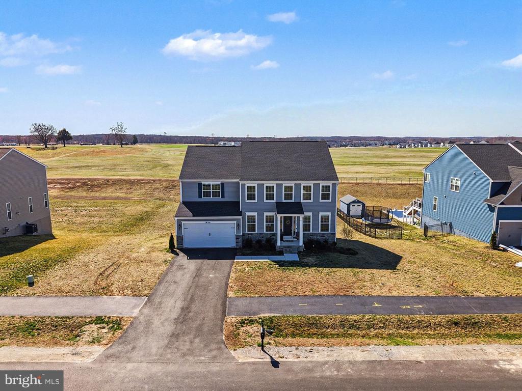 1728 LEGACY LANE