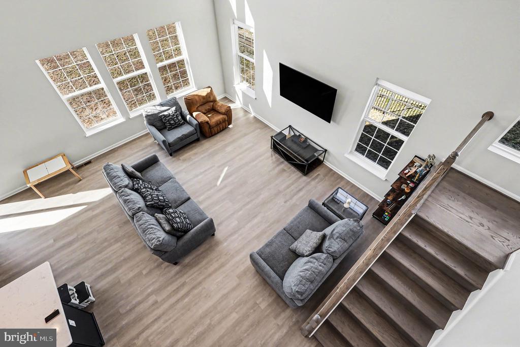 1728 LEGACY LANE