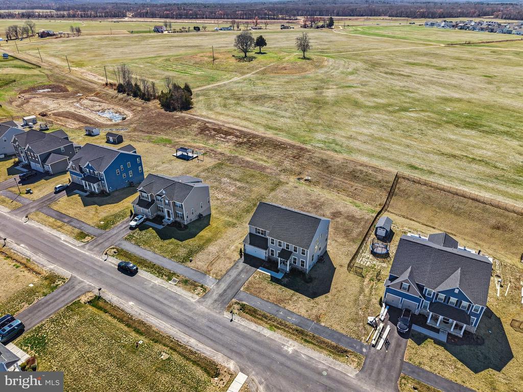 1728 LEGACY LANE