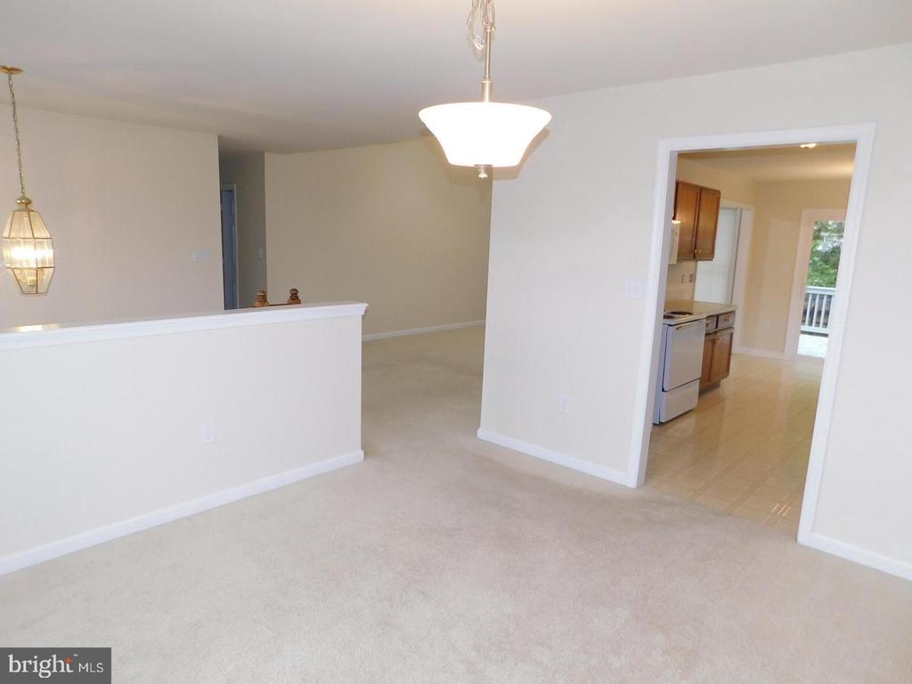 10110 HERIOT ROW COURT