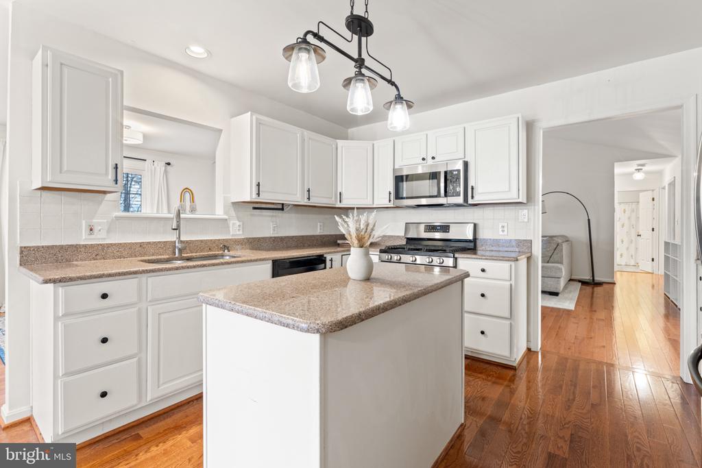 10111 OAT LANDS PLACE