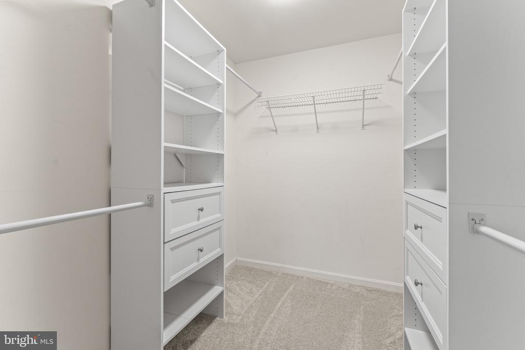 10111 OAT LANDS PLACE