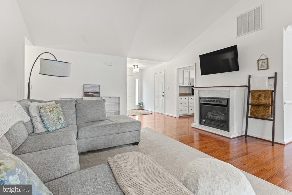 10111 OAT LANDS PLACE