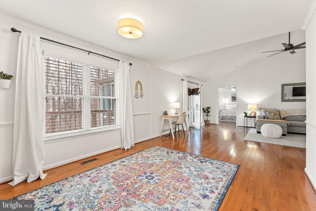 10111 OAT LANDS PLACE