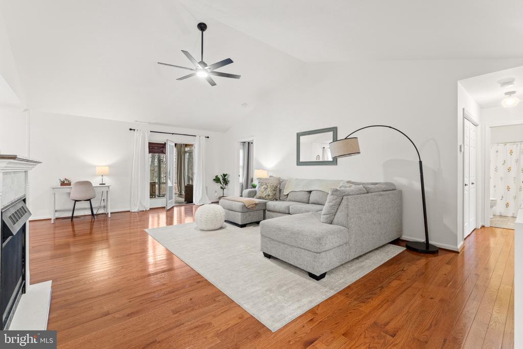10111 OAT LANDS PLACE