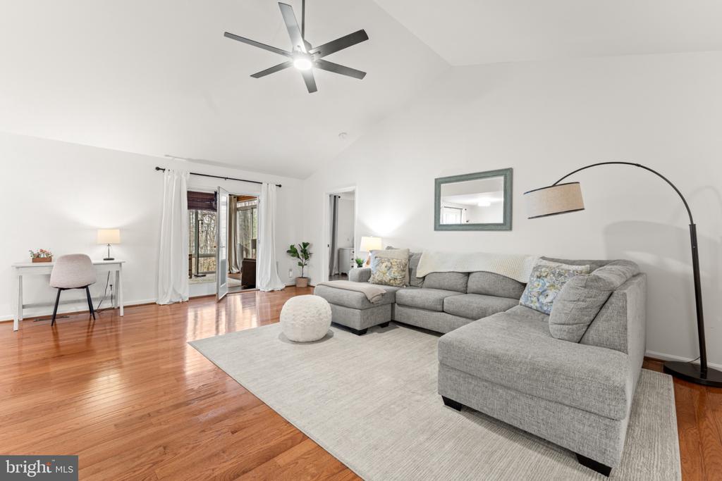 10111 OAT LANDS PLACE