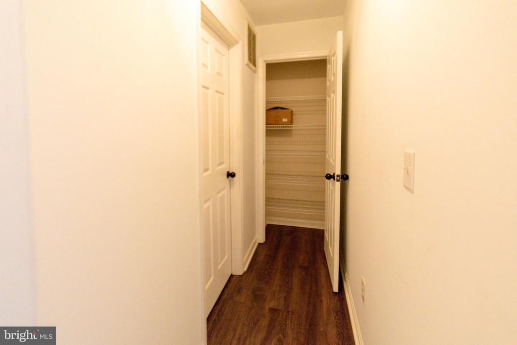 9911 BLADE COURT