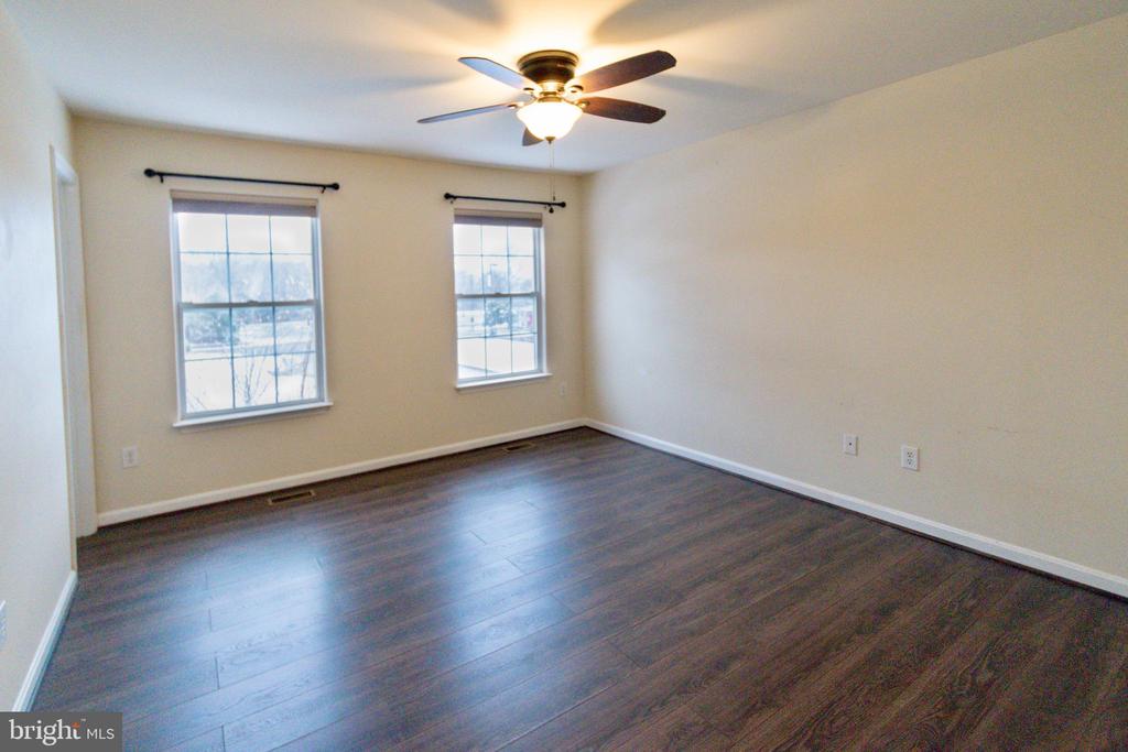 9911 BLADE COURT