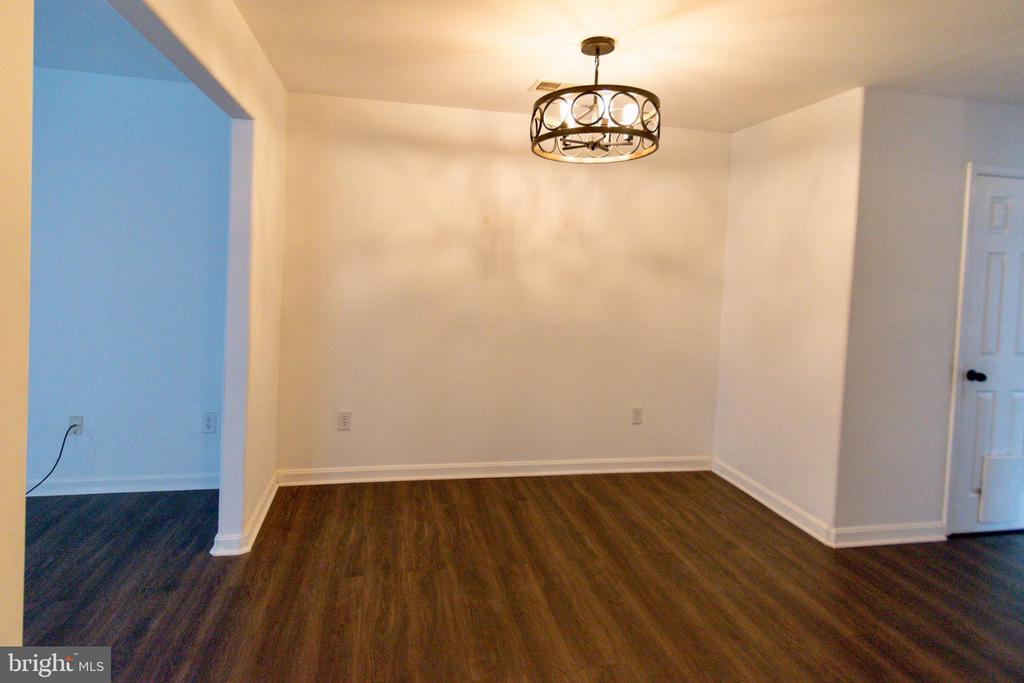 9911 BLADE COURT