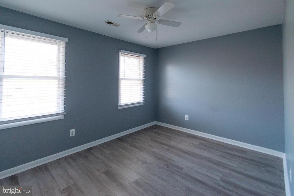5222 MAGNOLIA PLACE