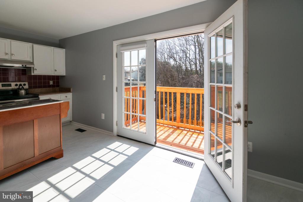 5222 MAGNOLIA PLACE