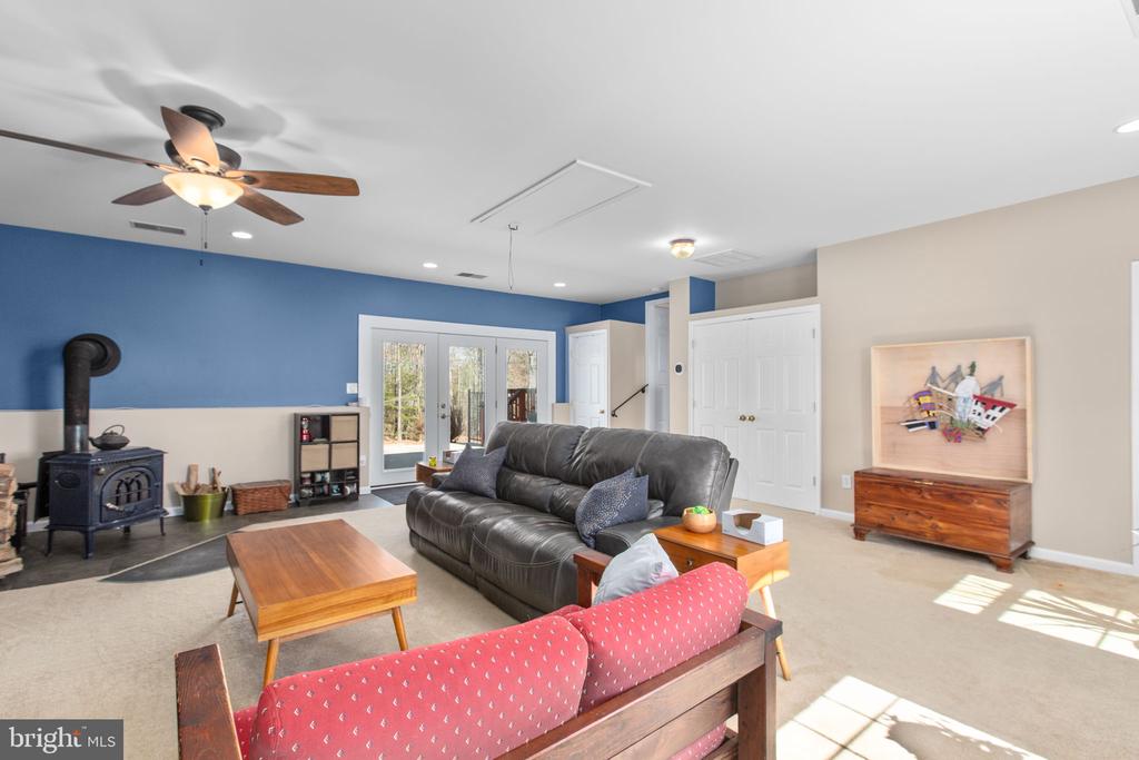 5825 MORRIS ROAD