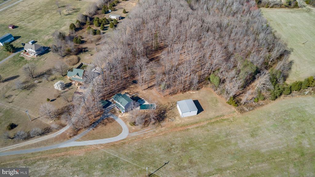 5825 MORRIS ROAD